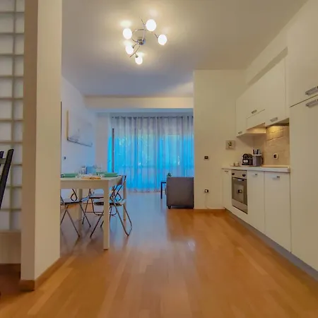 Close To The - Modern With Ac By Host Hero Apartamento *