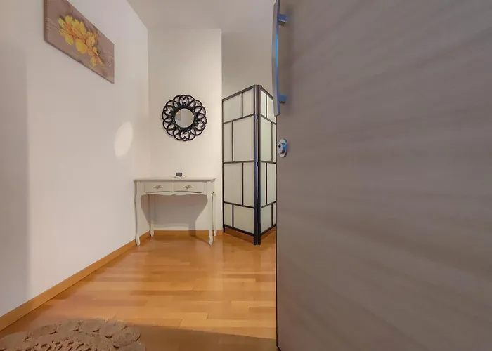 Close To The - Modern With Ac By Host Hero Apartment *